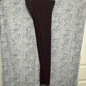 Athleta burgundy  Leggings Form-Fitting Stretchy